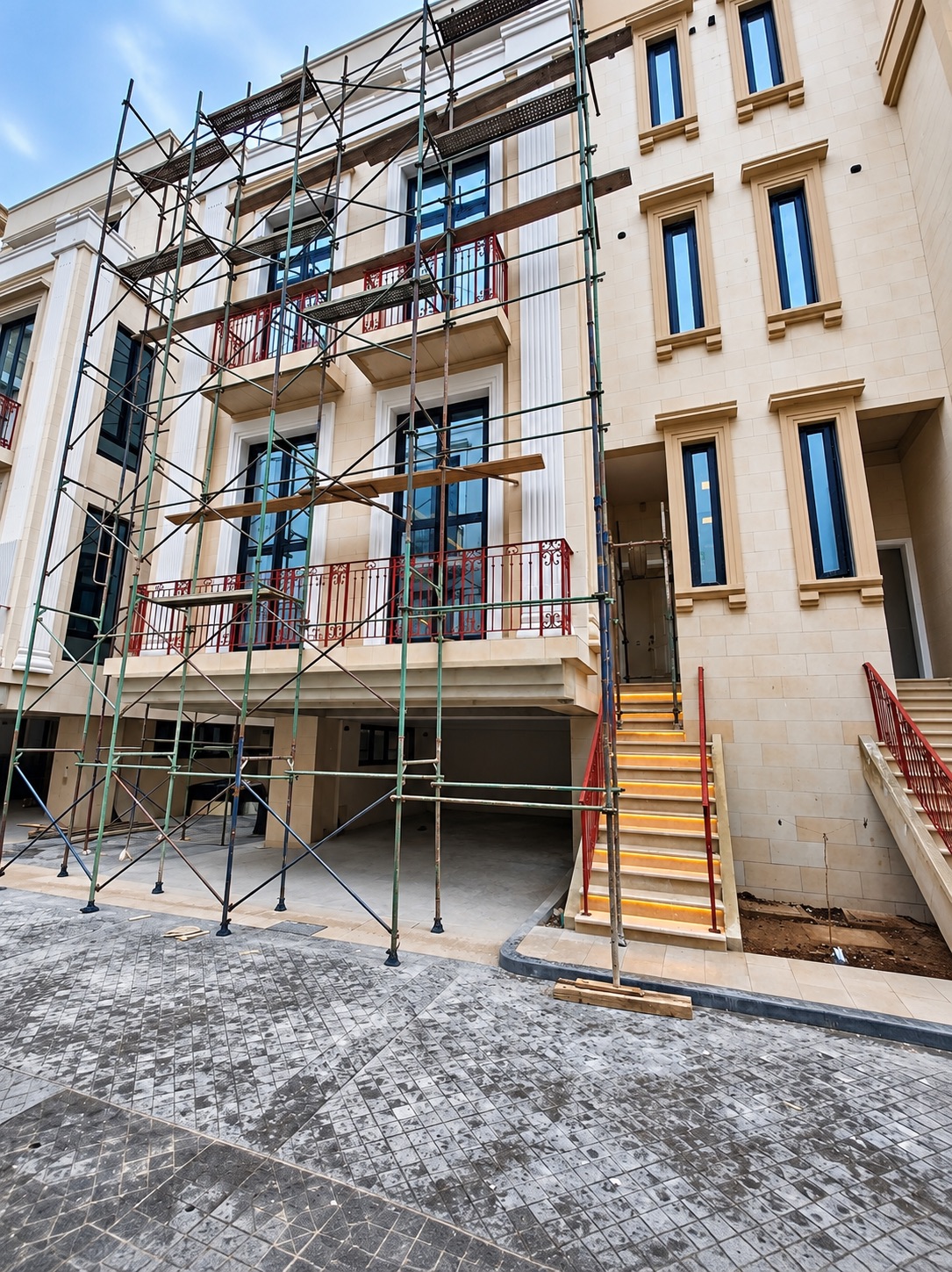Façade finishing